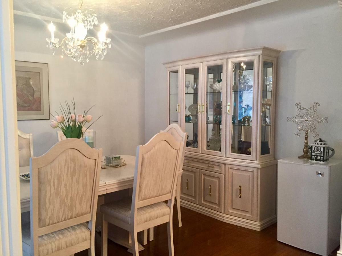 Lee Home Ванкувер Экстерьер фото